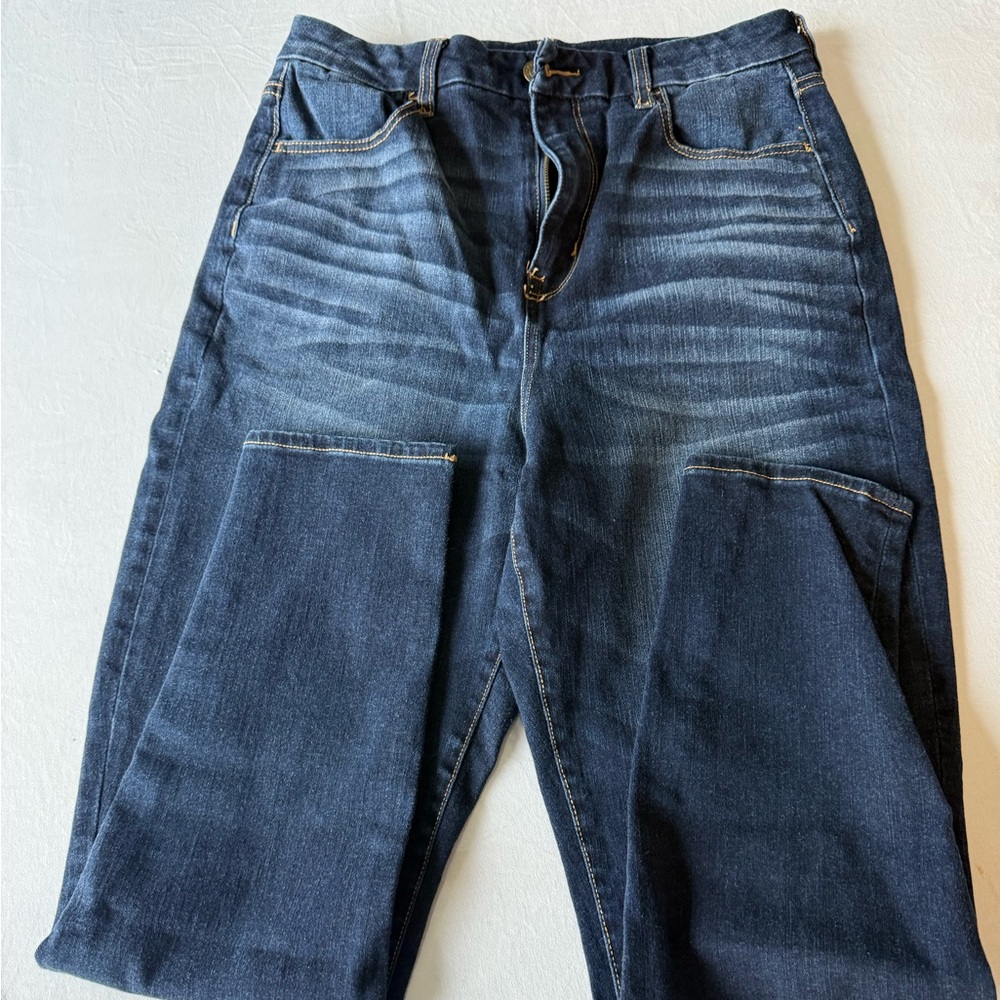 2 American Eagle Jeans. 2 pairs of jeans for half the price of 1.